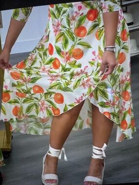 NWOT G by Giuliana Aria Mesh Knit Tulip-Hem Midi Dress Oranges